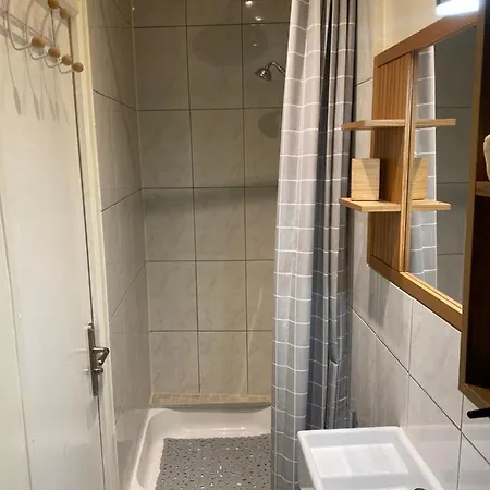 Cosy, Charming With Courtyard * Parigi